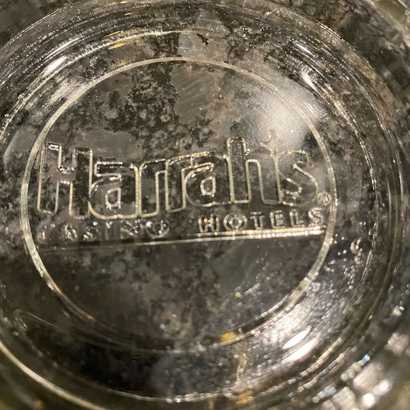 Vintage Harrah’s Casino Hotels Ashtray - Picture 3 of 6
